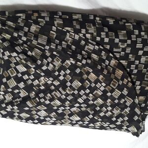 Jones New York Black and White Patterned Blouse